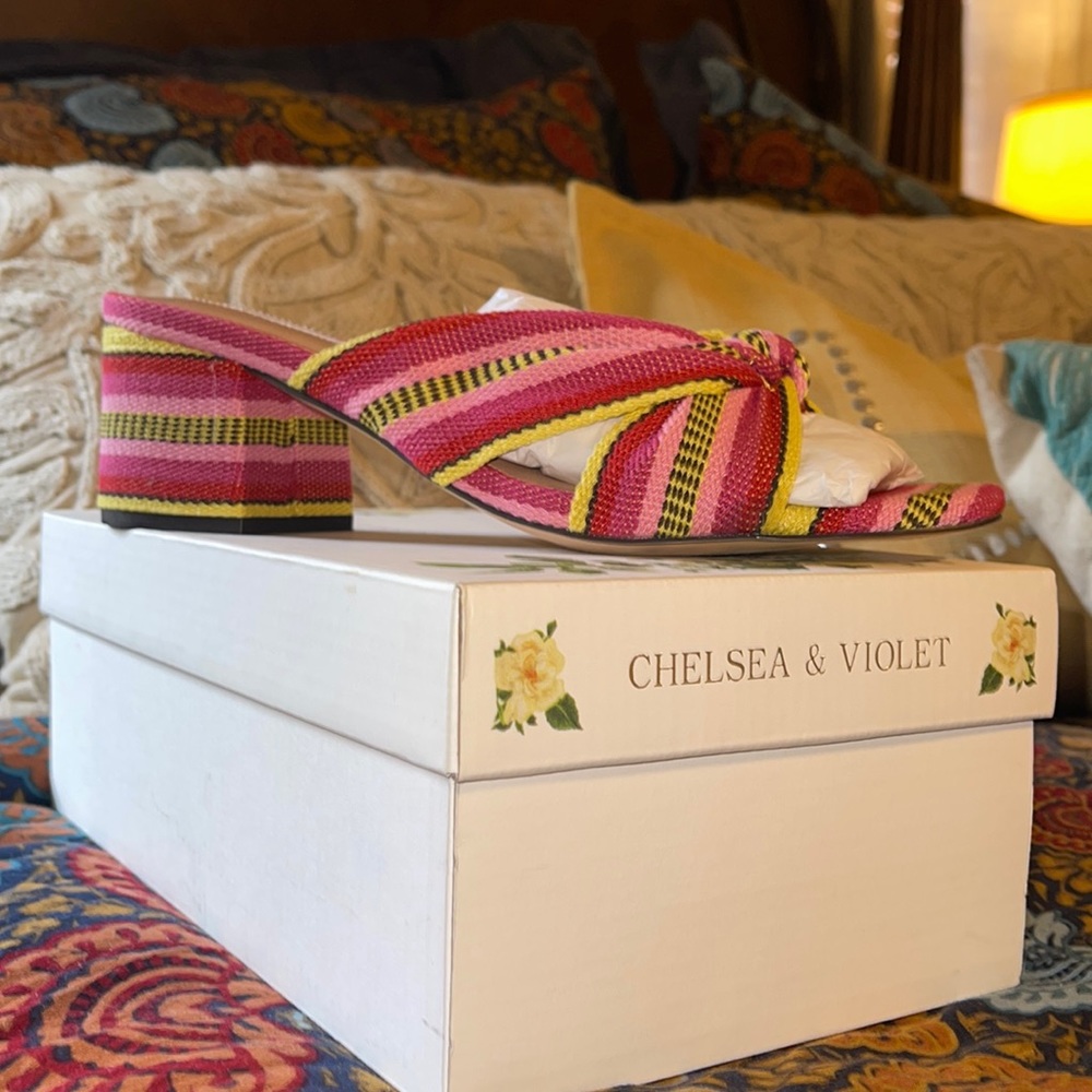 Chelsea & Violet slip on sandal